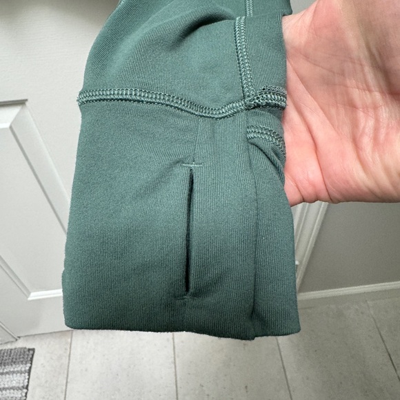 Lululemon It’s Rulu Half Zip - Picture 6 of 7